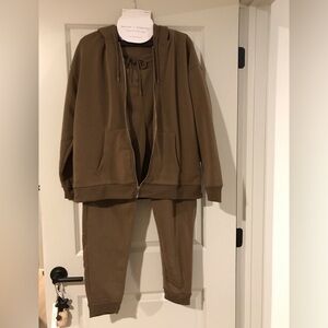 NWT-Women's Hoodie and Pants Set